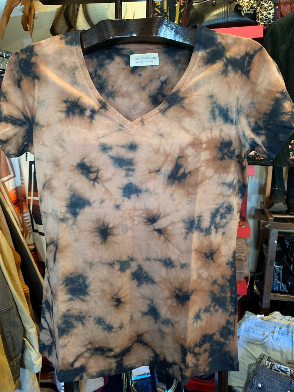 Loving Colors Tie-Dye V-Neck Tee in Brown and Black
